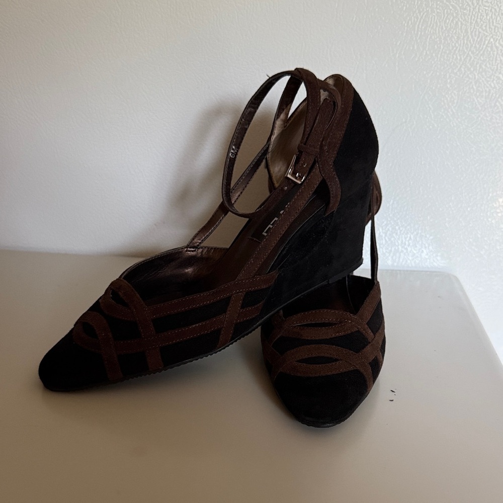 Van Eli Black and Brown Wedge Shoes